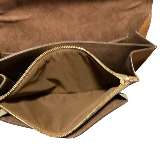 Coach Klare Crossbody Bag in Signature Canvas and Leather Trim - Picture 10 of 11